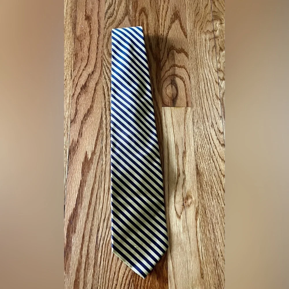 Brooks Brothers Silk Tie blue and gold stripes